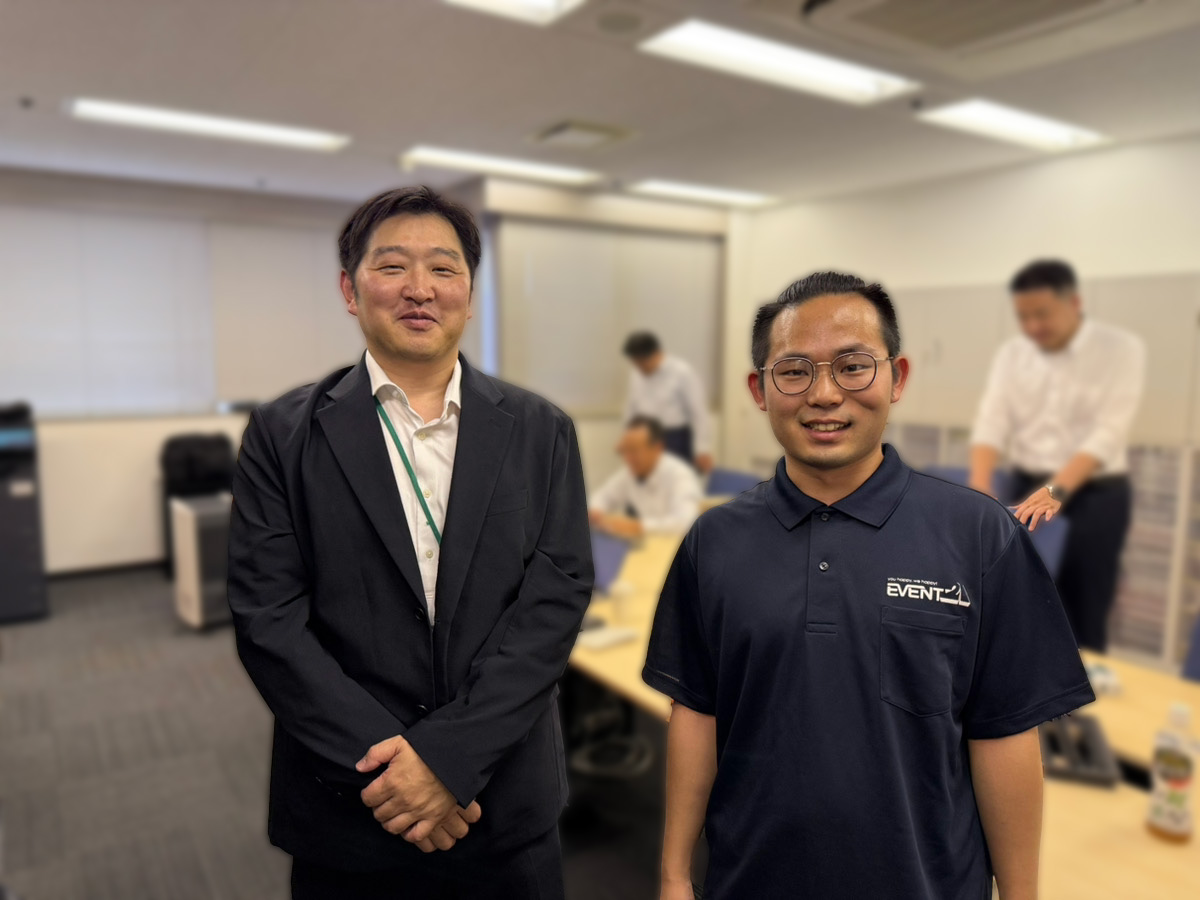 お客さまとの記念撮影画像